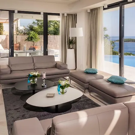 Anabel Apartment