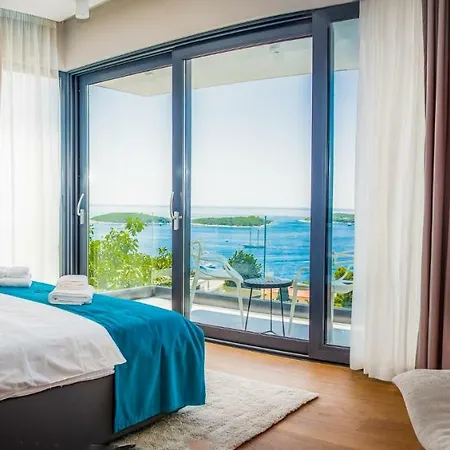 Apartment Anabel Hvar Town